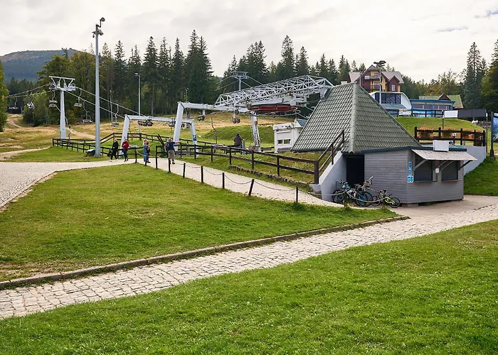 Проживання в сім'ї Jas I Malgosia *